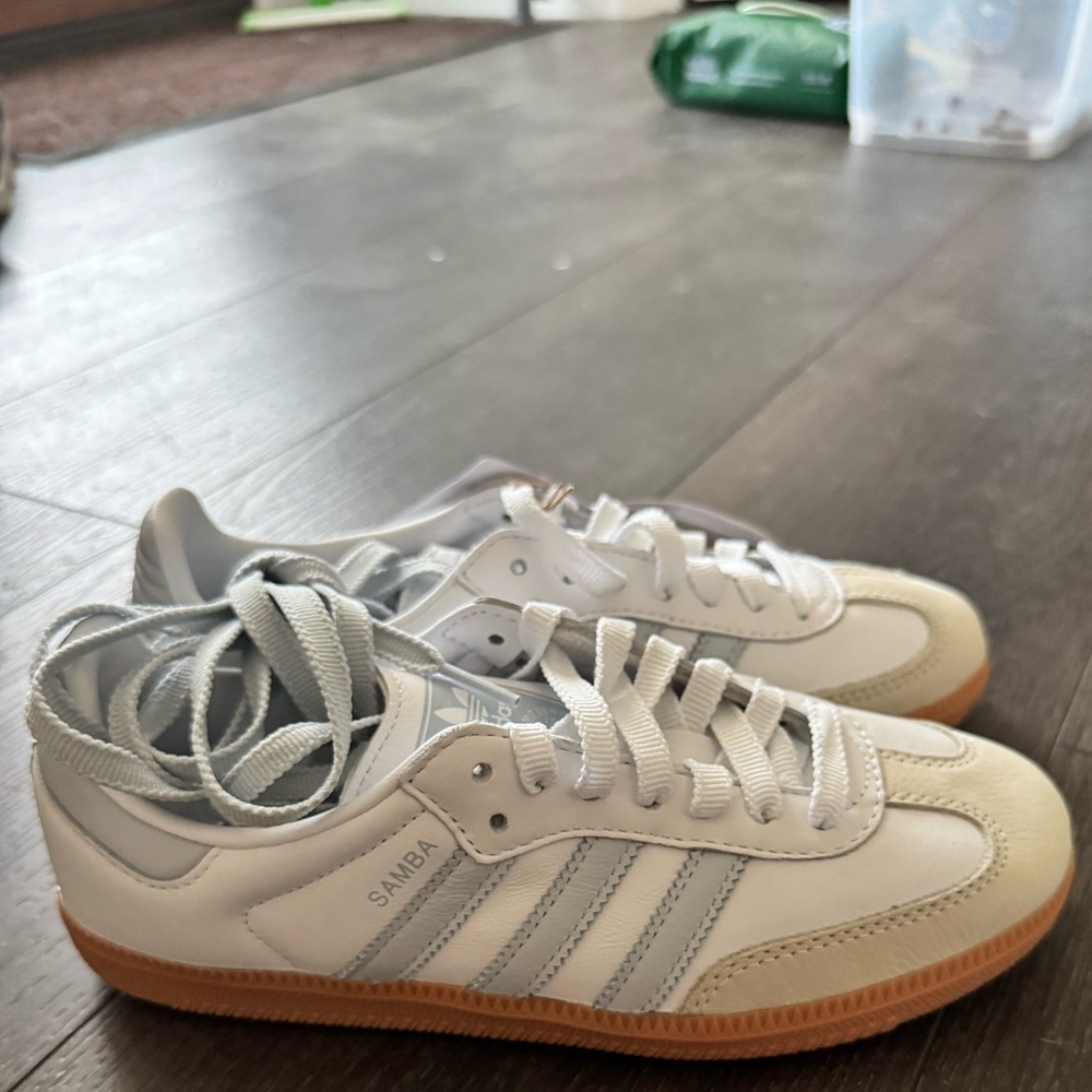 NWT Adidas Samba US W5 / EU 36 - Picture 2 of 7